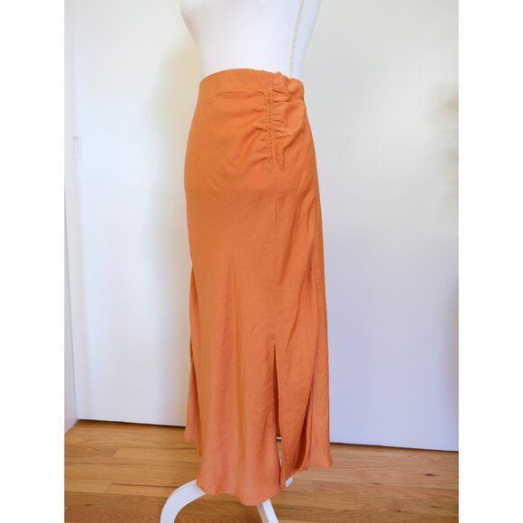 ✨ Orange Silky Midi Skirt with flattering slit ✨ - Picture 4 of 10